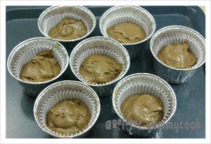 예쁘고 맛있는 크리스마스 쵸코 컵케이크