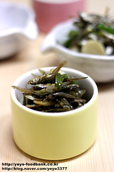 멸치볶음